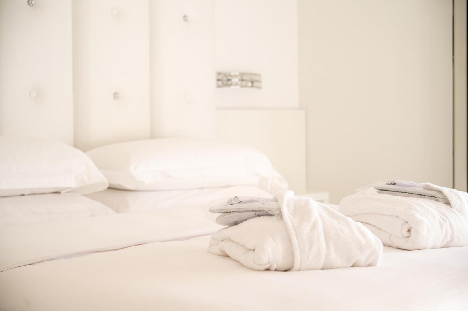 Hotel Savoy Каорле Екстериор снимка