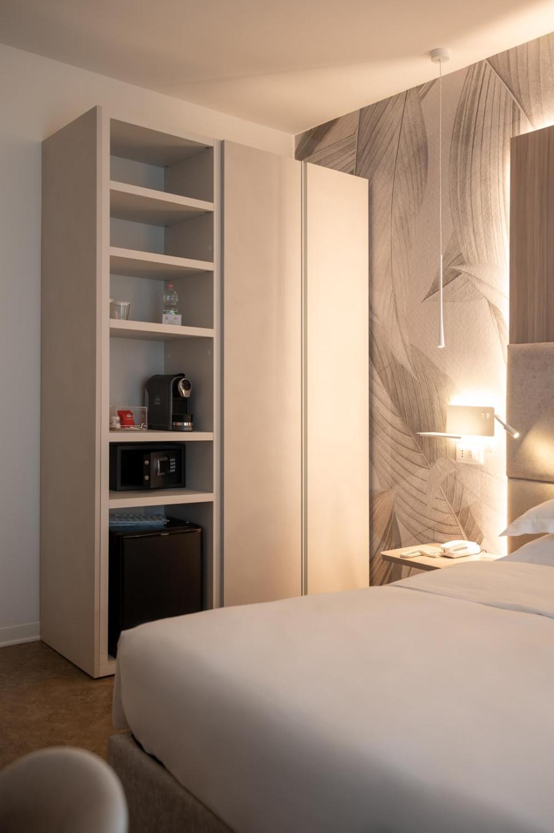 Hotel Savoy Каорле Екстериор снимка