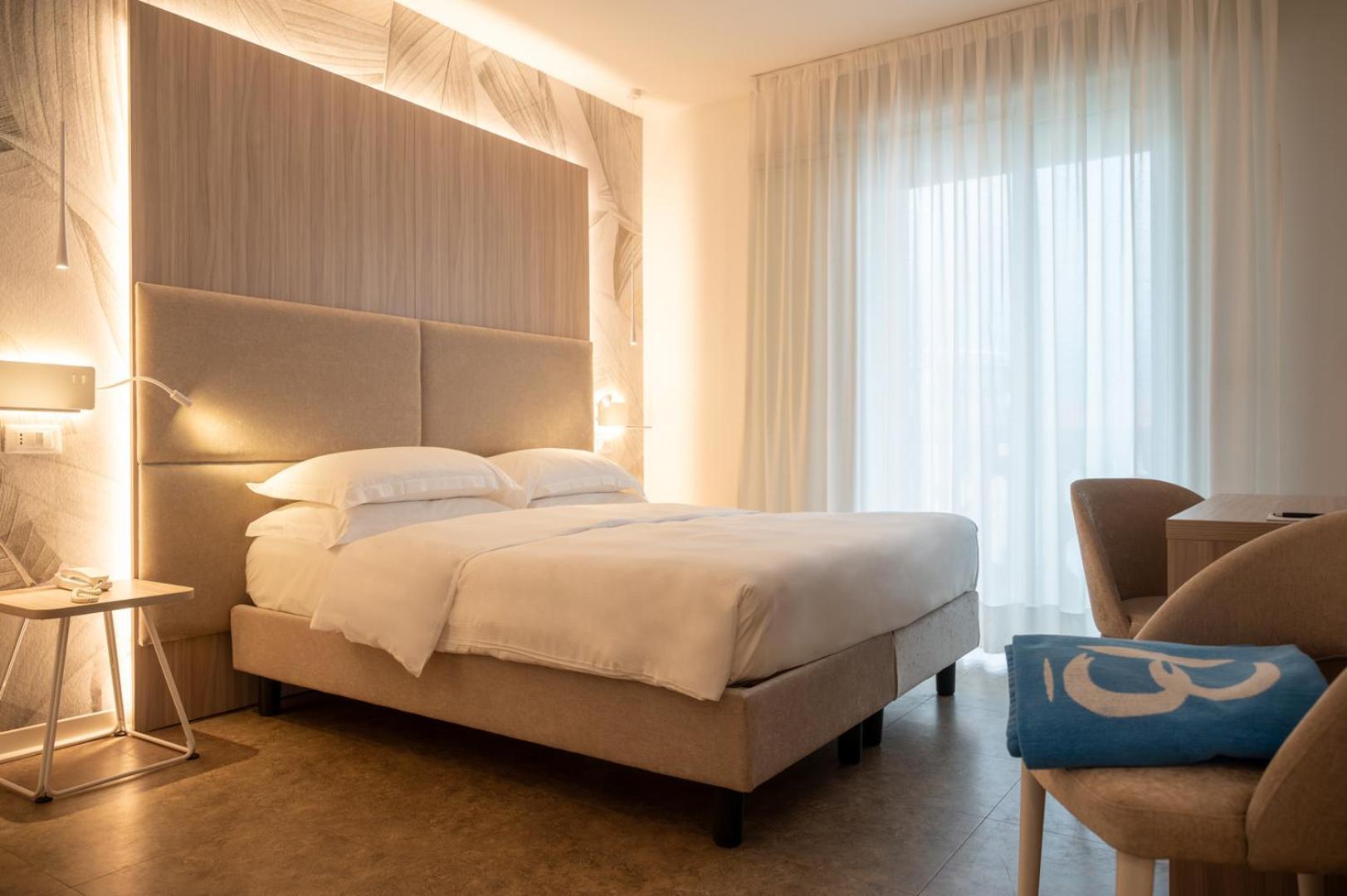 Hotel Savoy Каорле Екстериор снимка