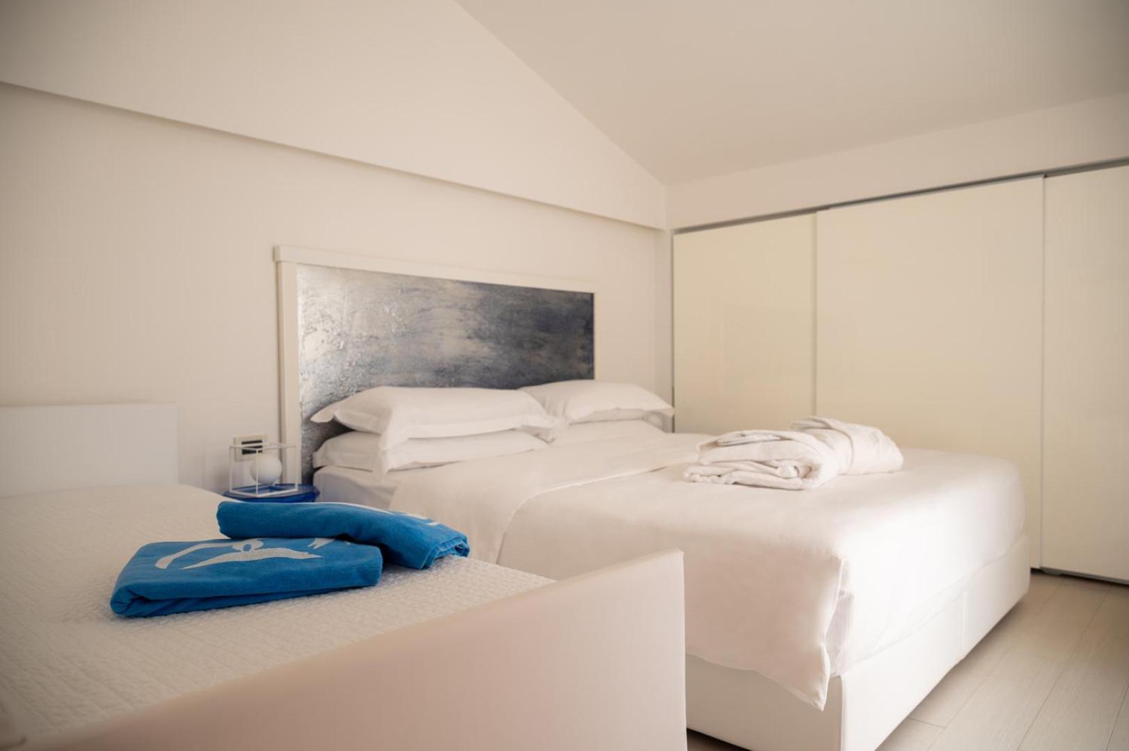 Hotel Savoy Каорле Екстериор снимка